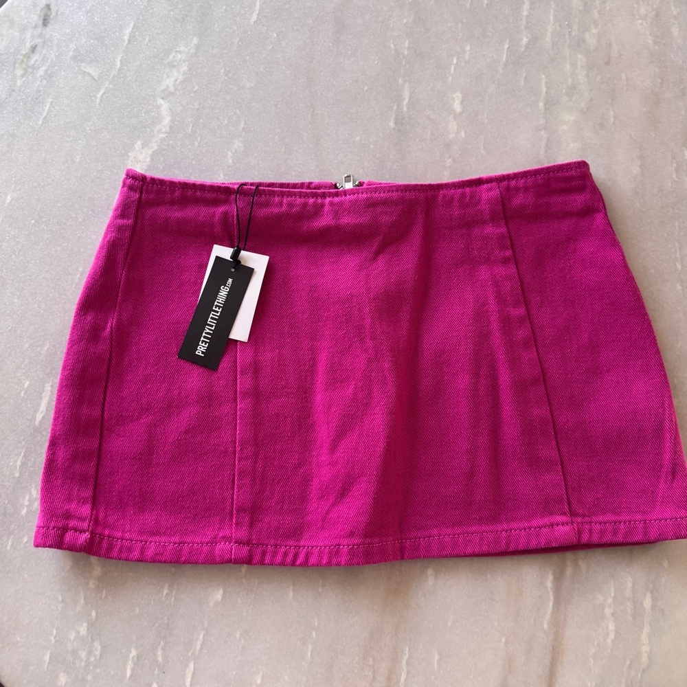 NWT Pretty Little Thing Pink Micro Mini Denim Skirt - Size 4